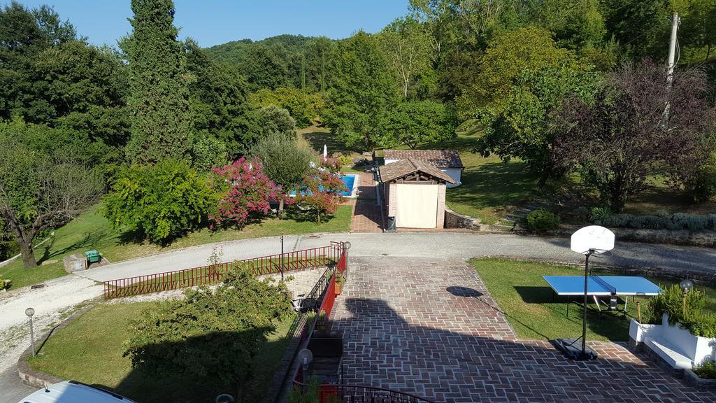 Piccoli Sogni Villa Valfabbrica ภายนอก รูปภาพ